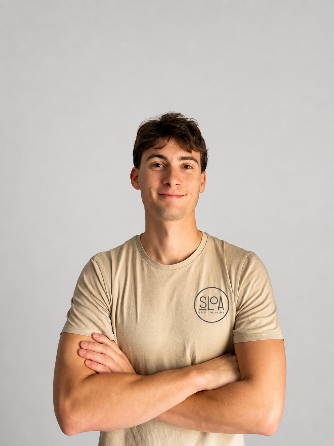 Pau Requena Miralles fisioterapeuta colegiado del equipo de SLOA Pilates Castellón